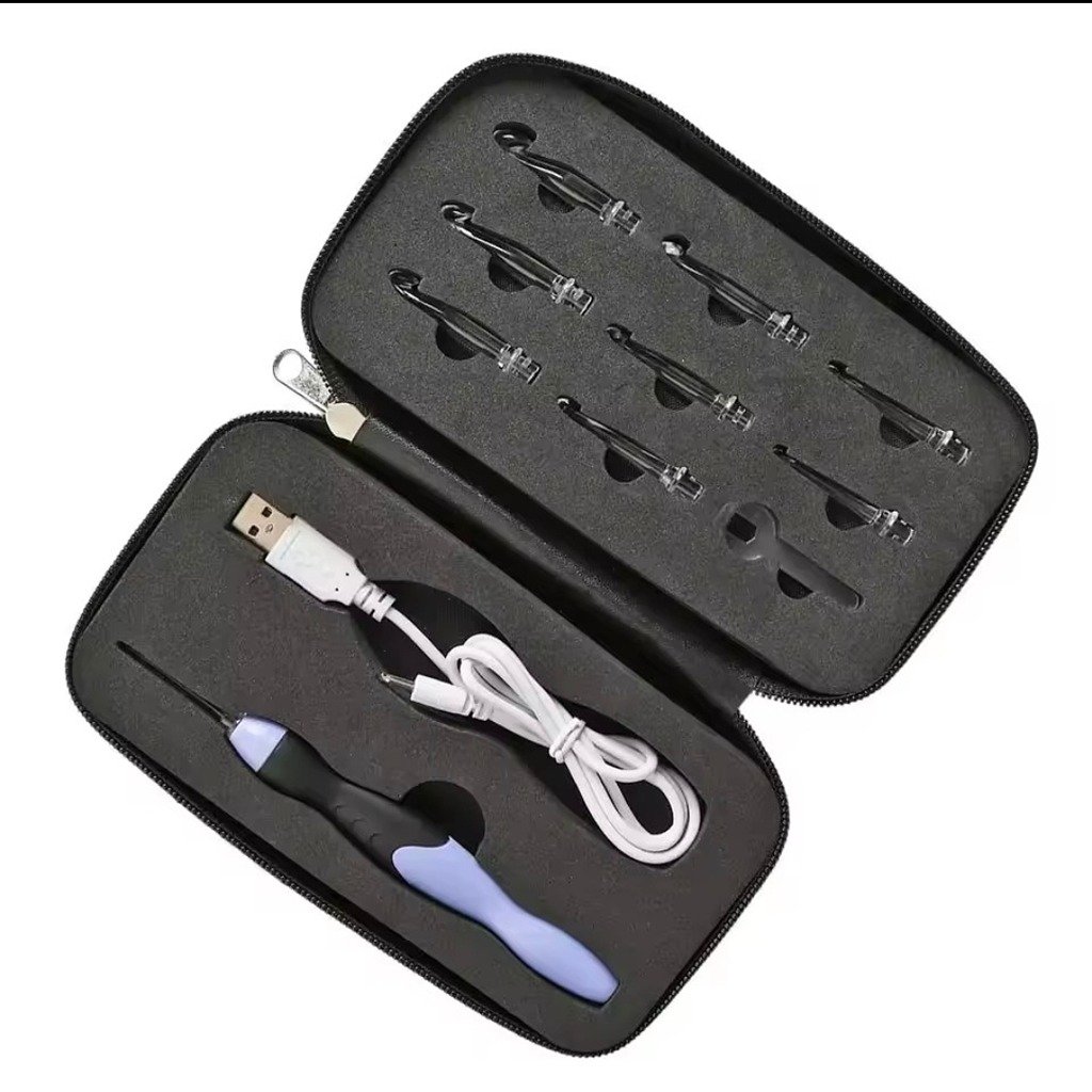 Light up Crochet Hooks - Red image 2